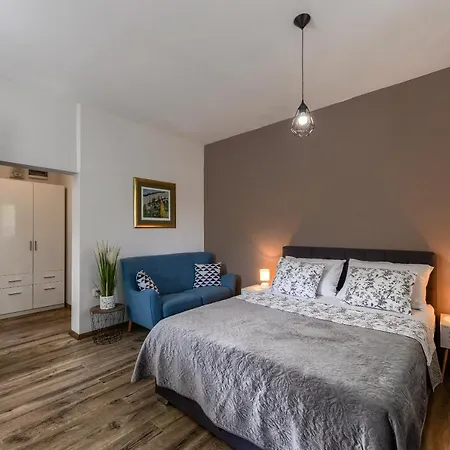 Sara Apartment