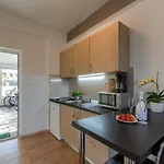 Sara Apartment *