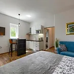 Sara Apartment