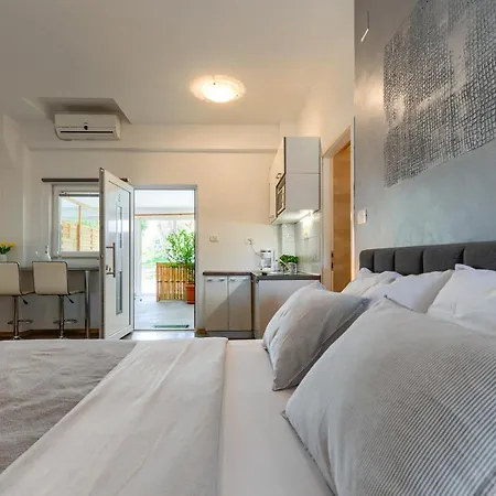 Apartamento Sara *